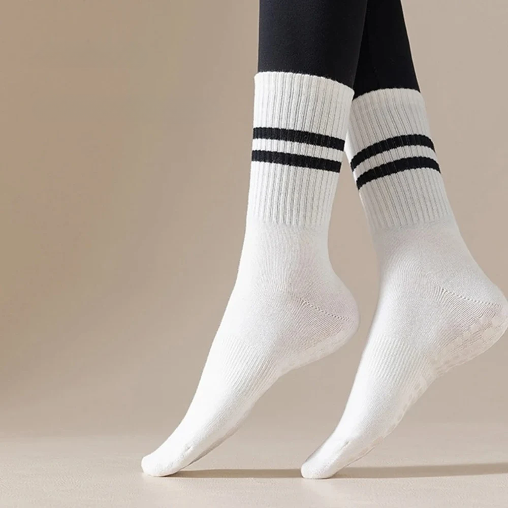 Pilates Essentials Grip Socks